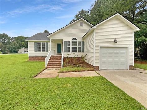 Nearby homes similar to 4719 Smarty Jones Dr have recently sold between $275K to $425K at an average of $190 per square foot. . Craigslist knightdale north carolina
